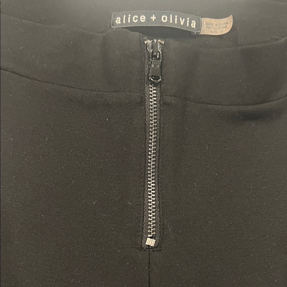 Alice + Olivia Black Lamb Leather Zipper Leggings Size 0 - Picture 4 of 11